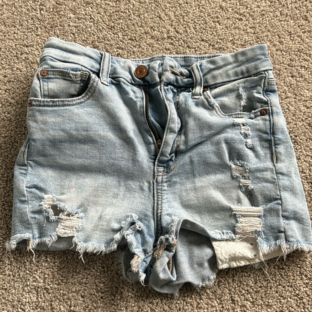 American Eagle shorts. Worn but great condition!